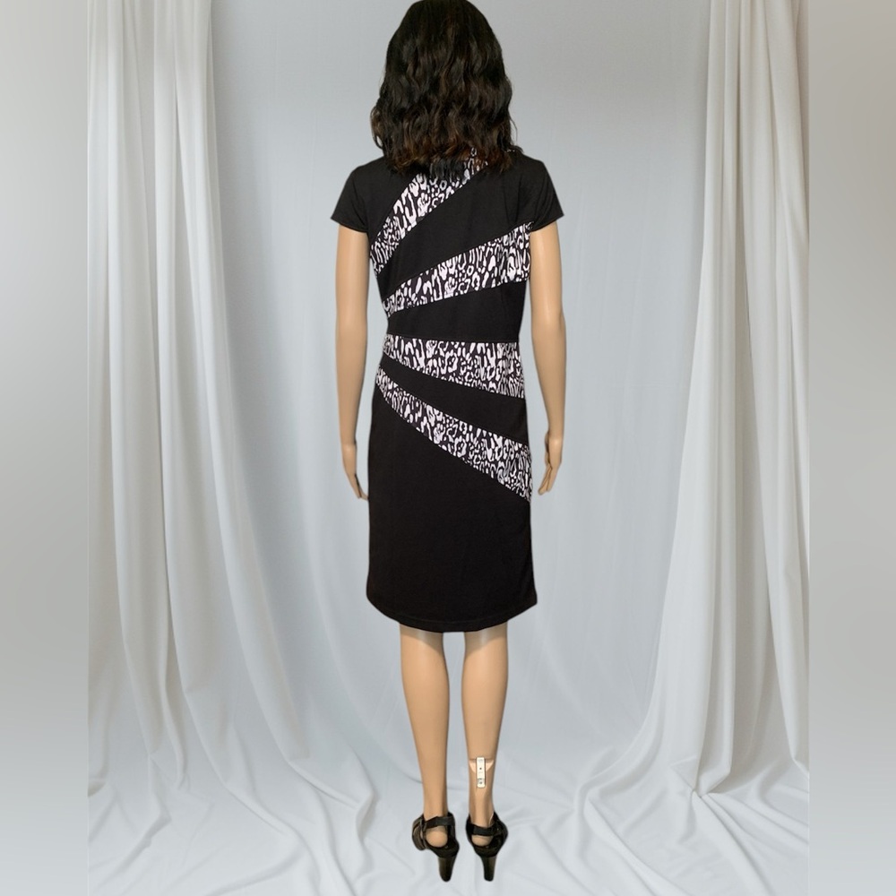 Dress - Picture 2 of 5